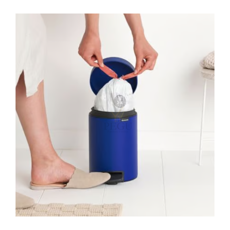 Brabantia pedaaliga prügikast Newicon 3L, vaikselt sulguva kaanega Mineral Powerful Blue